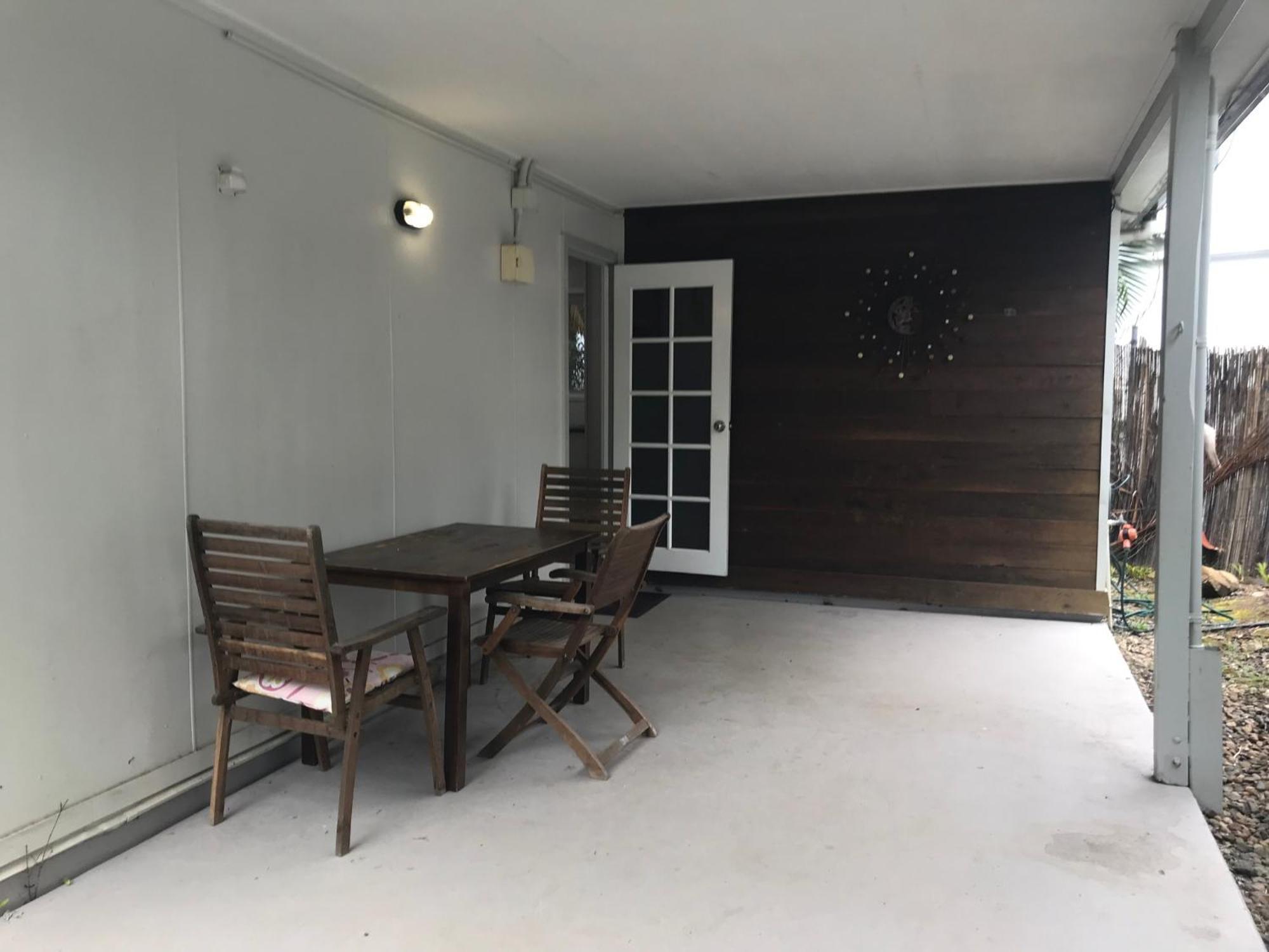 Bush Village Holiday Cabins 에일리비치 외부 사진